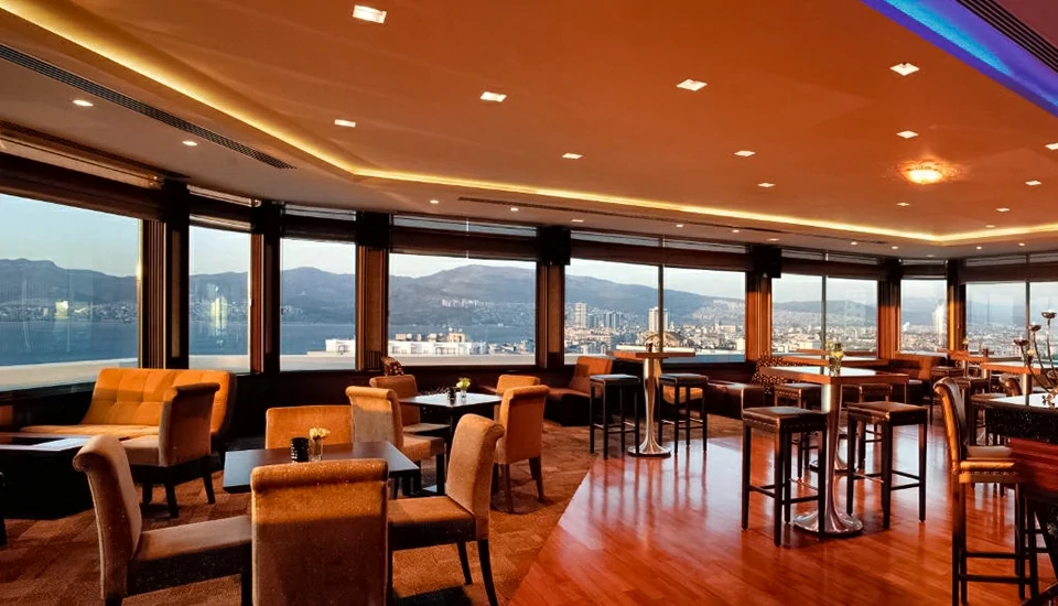 هتل موون پیک ازمیر